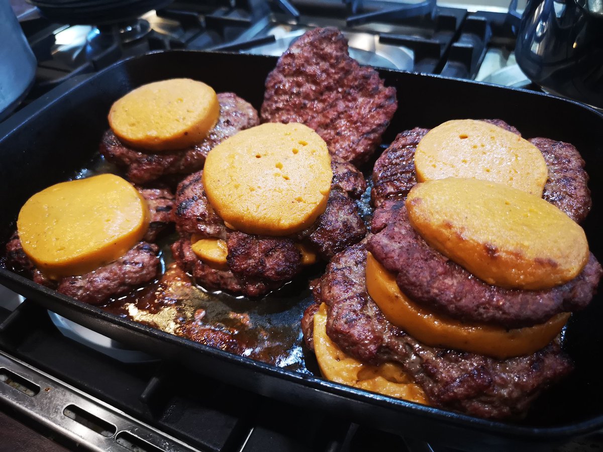 Omemade's tweet photo. Pure filth! πππ
Damn Tasty!
#NationalBBQWeek #OmeMade
#SheffieldFood #UKBeef https://t.co/MPu26TJBiz