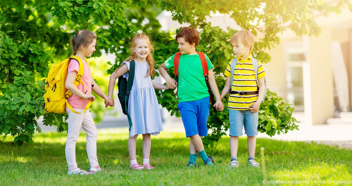 kinderleicht_be's tweet photo. 👉 Wo ihr in #Berlin Kita- und #Schulbedarf kaufen könnt: https://t.co/gtoGI3XJsr 😌
❓ Was ist euer Must-have in der Kita-Tasche oder im Schulranzen? 😊🎒👧🧒
#kinderleichtberlin #kidsinberlin #berlinkids #berlinmitkind #berlinmitkindern #einschulung #supportyourlocalsberlin https://t.co/8nYbiDrnyZ