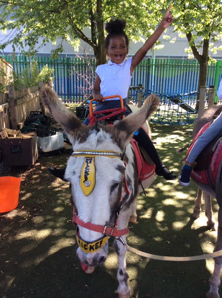 Niasimpson19's tweet photo. If we can’t go to the beach, the beach will have to come to us! 🏖 @StMarysMossSide https://t.co/j5mAfKvi3p
