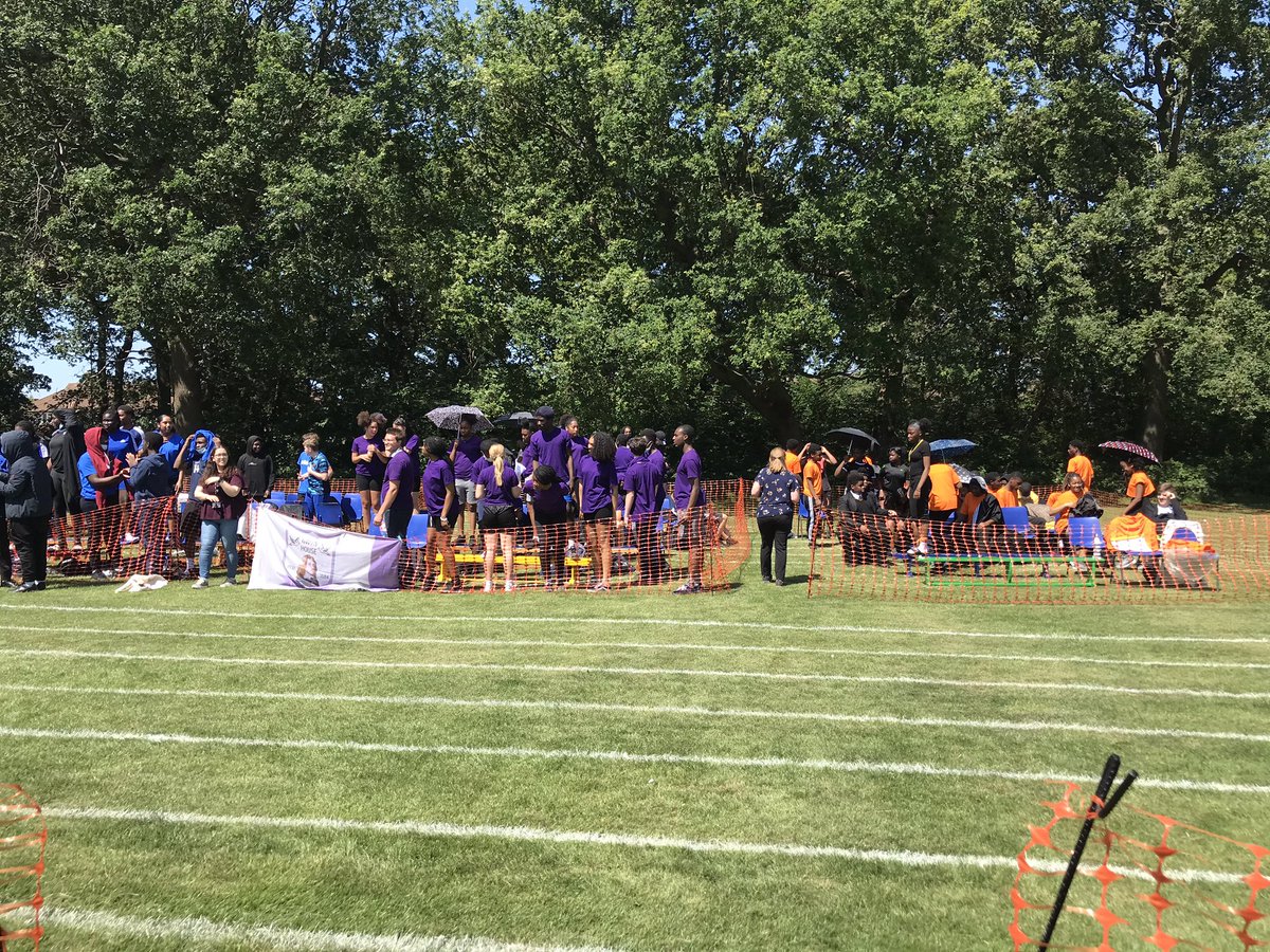 Bonus Pastor Catholic College tweet media