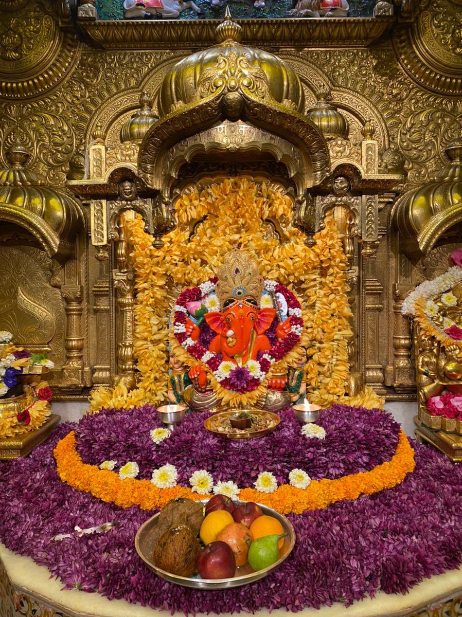 SVTMumbai's tweet photo. 🙏गणपती बाप्पा मोरया 🌺मंगलमूर्ती मोरया 🙏१६/०७/२०२१ https://t.co/LWRGkuocff
