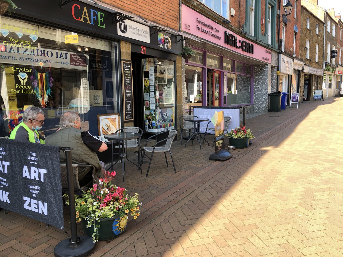 Old Town Cafe (@oldtowncafeox16) on Twitter photo Our colourful frontage, made more beautiful by the pots from <a href="/TownEvents/">Banbury Town Council</a> and <a href="/BanburyBID/">Banbury BID</a> Our colourful frontage, made more beautiful by the pots from <a href="/TownEvents/">Banbury Town Council</a> and <a href="/BanburyBID/">Banbury BID</a>