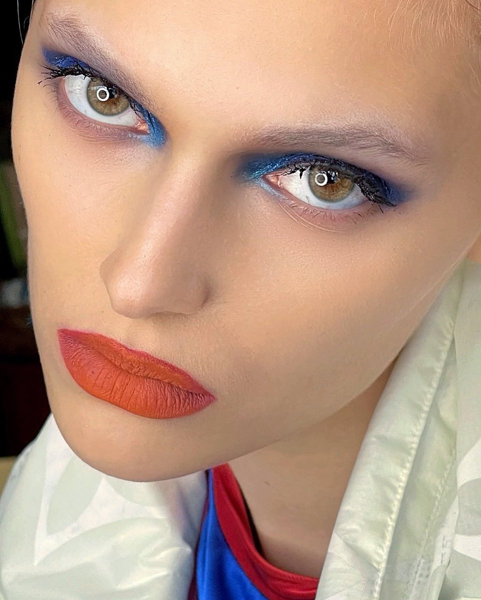 BankMakeup's tweet photo. Sneak Peak @bazaarthailand , Fashion Editor and Style by  @kokonichakul , Makeup by @bankmakeup using @patmcgrathreal MOTHERSHIP I:
SUBLIMINAL PALETTE available @thaisephora , Hair by @punika_makeup , style ; @moohpreuksapak #patmcgrath #patmcgrathreal https://t.co/4GaFAXUeNw