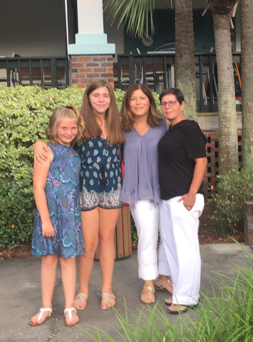 HMHNewJersey's tweet photo. #FiveYearsofHMH means five years of growth for our team members, like Jeanette Canderozzi!

How it started: Newly remarried, two daughters, BSN, Registered Nurse
How it's going: Still happily married with two daughters, MSN, Nurse Manager, named Director of Patient Care Services https://t.co/uMK2fufQ8l