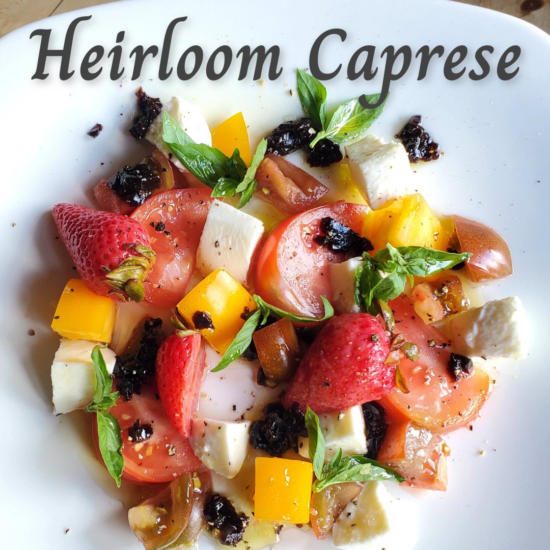 Summer Seasonal Menu is here!!!
These beautiful Heirloom tomatoes are from one of our favorite local farms Hinkle Herbs &amp; Heirlooms &amp; paired w/ fior di latte, pickled strawberries, balsamic jelly &amp; fresh basil

Call to make your reservations 859-245-1789

#sharethelex #BellaNotte