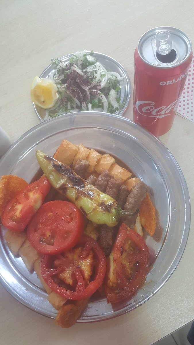 Afiyet olsun önce bunu sonra onu 😂😁🤣😘😙😘