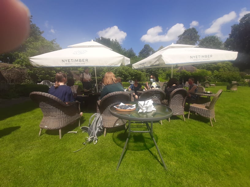 ResLangLingYSJ's tweet photo. Having an immensely productive, collegiate and joyful day at our @ResLangLingYSJ away day! A beautiful spot for important catching up, looking forward, writing and peer reviewing. And some good food and company - all much needed! https://t.co/PPict1CxWt