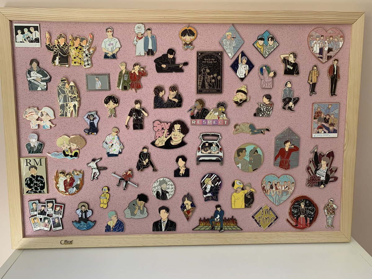 About 6 months ago, I decided to start collecting pins and here it is, my pin board is complete 🥺 I can’t stop staring at it 🥺