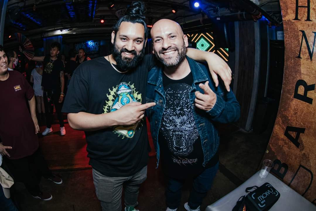 djfrancisdavila's tweet photo. It is so inspiring to meet humans with passion and devotion for music. Respect to this guy @djseekone @spacetacotues @_SPACEBRAINS
#spacetaco #spacetacotuesdays #pomona #california 
📸 @_kdfoto https://t.co/g4edI9zuF6