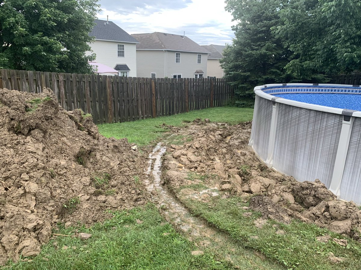 techgirlJen's tweet image. Just a PSA- if you’re thinking of getting a pool DO NOT go to @thegreatescape. After we paid in full, their “contractors” completely destroyed our yard. They will not provide info for the contractors and have said it’s not their problem. Fix this!!! #poolfail