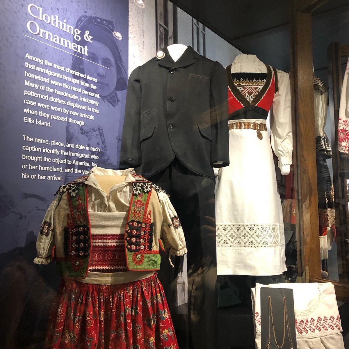 The Treasures from Home exhibit on <a href="/EllisIsland/">American Family Immigration History Center</a> showcases clothing, photographs, religious artifacts, toys, and personal items that immigrants brought with them to America. This is a visitor favorite because it gives us a peek into everyday life throughout different cultures.🗽💼