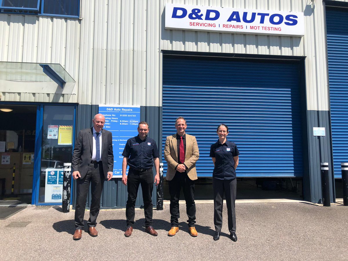 InvictaChamber's tweet image. Damian Green MP and Neil Vanstone, Head of Membership, visited D&amp;amp;D Autos this morning, which is a family run business and long-standing members, where they discussed local and countywide topics.