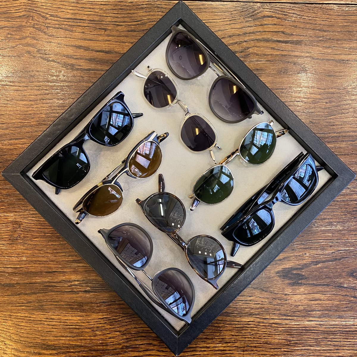 Gray & Bull tweet media