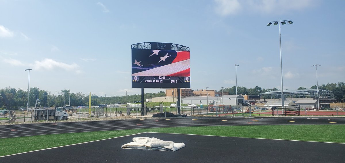 EDISONFOOTBALL4's tweet photo. Great time to be a Wildcat!!! https://t.co/kFMHShZpxe
