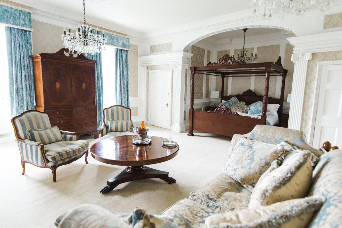 Boreham House tweet media