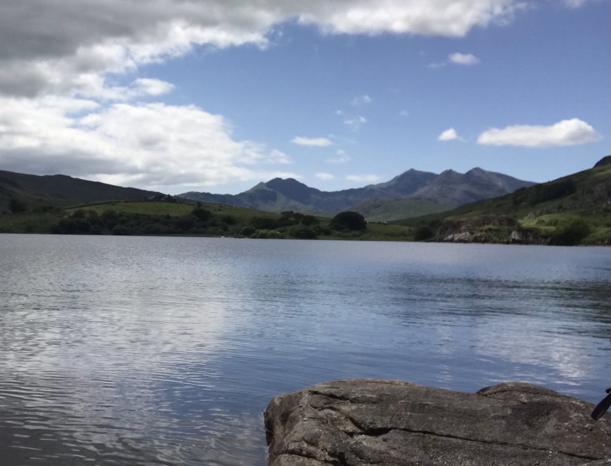 LoicMnzs's tweet image. Board meeting this afternoon so while the others headed off for a big mountain day I went for a lovely morning of bouldering and swimming on my own. #RemoteWorkWin