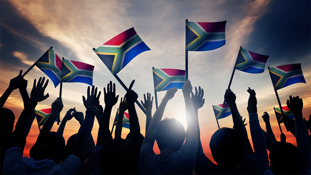SkinBodyRenewal's tweet photo. To all those standing in line for food, we are with you. To everyone who has lost their job, home, car, property, business or a family member, we are thinking of you. Together we can overcome!
#SkinOnlineBlog #RebuildSA #CountMeInSA #ShutDownSA #kzn #Gauteng #community https://t.co/5XhOnkFd2H