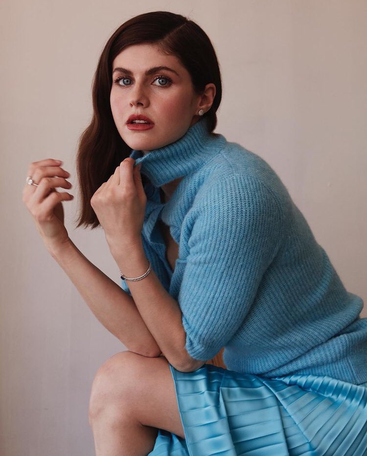 A gente não aguenta tanta beleza assim não
Alexandra Daddario em uma sessão de fotos para a Schön! Magazine.