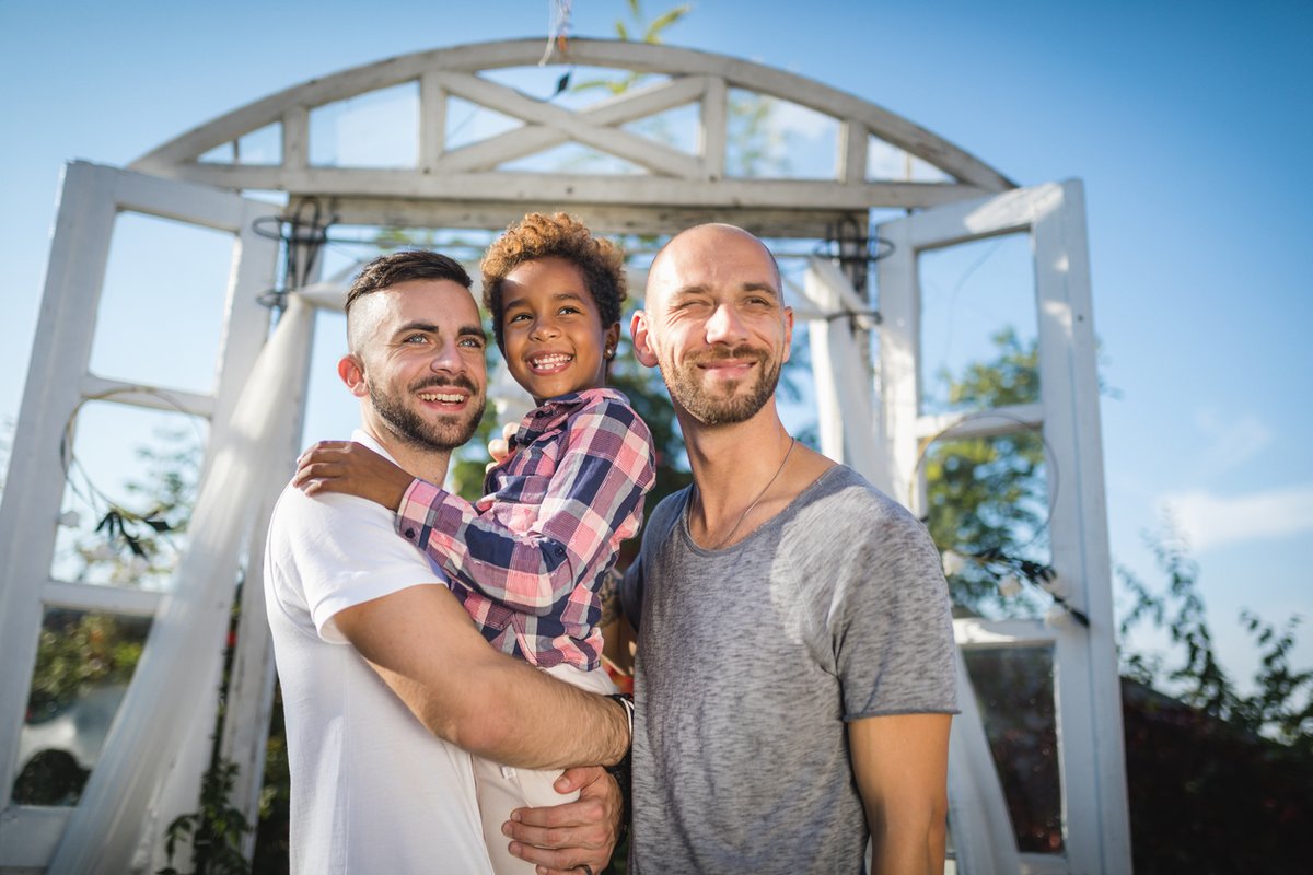 Big or small. Formal or relaxed. Indoors, outdoors - or via <a href="/Zoom/">Zoom</a>. A humanist naming ceremony is the perfect way to welcome a child into your family.

Start planning your special family celebration today!

humanism.org.uk/ceremonies/hum…