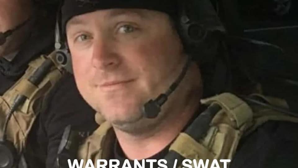 Rest In Peace Lubbock CSO Sgt Josh Bartlett who was shot &amp; killed on 7/15/21 responding to a barricaded subject. He was the SWAT Commander. Please retweet to honor him &amp; pray for the other officers injured 🖤💙😞 #BlueLivesMatter #BackTheBlue #StopKillingUs