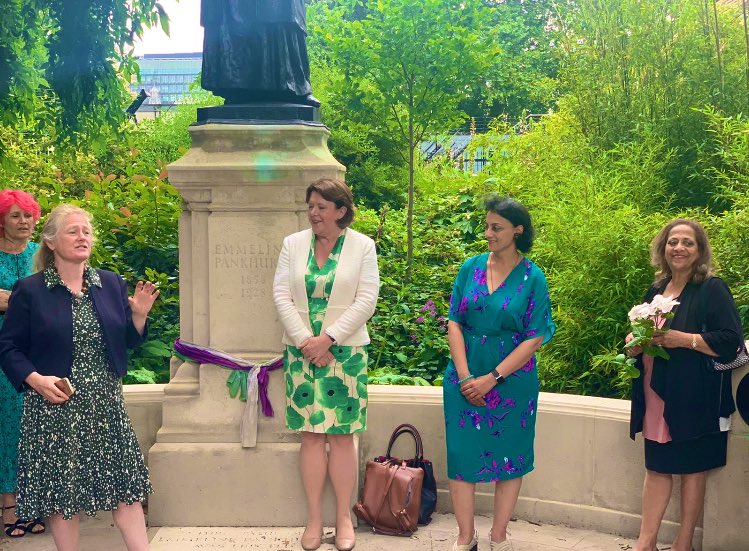 An amazing atmosphere celebrating  the exceptional #EmmelinePankhurst birthday. 

Lovely to finally reunite with everyone in person 😊