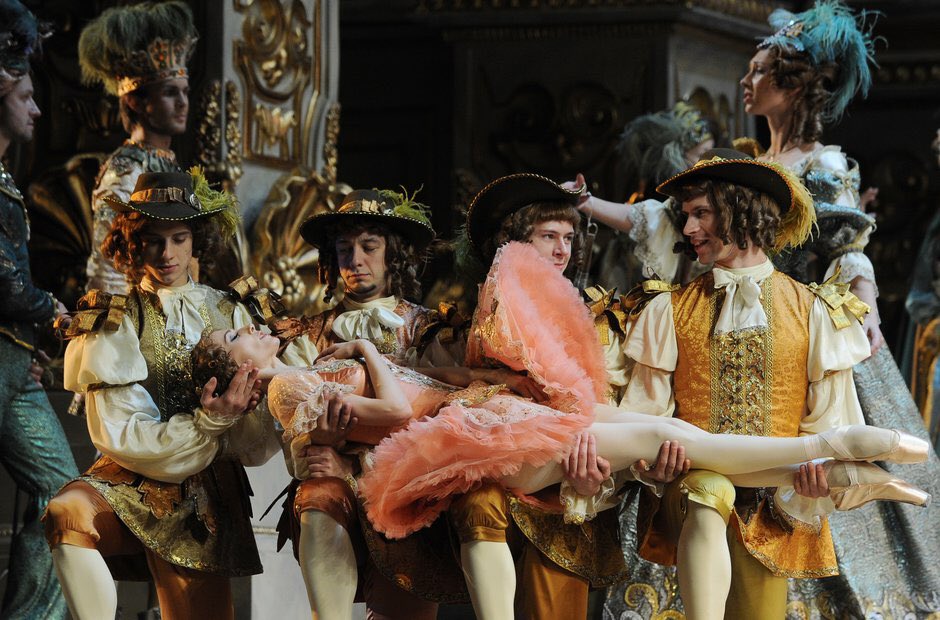 Princess Aurora's sweet sixteen is a rager until the party crasher shows up and puts everyone to sleep…for 100 years.  See how they come out of the evil spell on August 1! Link in bio

Pic c/o Bolshoi Theatre

#sleepingbeauty #ballet #bolshoiballet #bolshoi #fairytale
