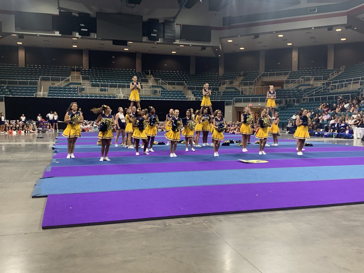 McMeans cheer getting us ready for the school year! We can’t wait to see all of our kids start performing / competing again!