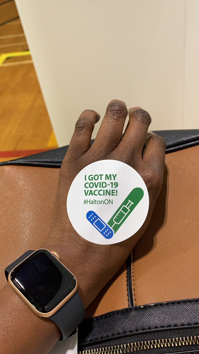 DebolaBebeMPH's tweet photo. Fully vaxxed and ready to go!! https://t.co/vAEd5GpdOY