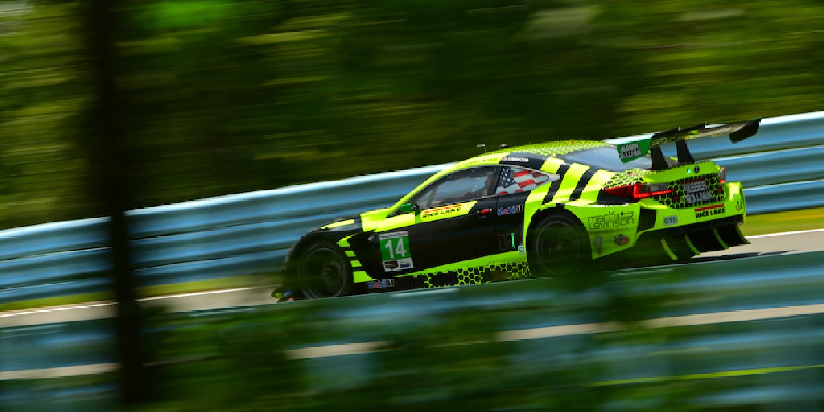 LexusCanada_FR's tweet photo. Après avoir récolté un incroyable deuxième doublé à Watkins Glen au début du mois, nous avons hâte de participer à la course de ce samedi à Lime Rock Park. Bonne chance à l’équipe @vasser.sullivan dans la Lexus RC F GT3! Suivez @lexusracingusa pour les mises à jour. #LexusRCFGT3 https://t.co/woPtQR0aQq