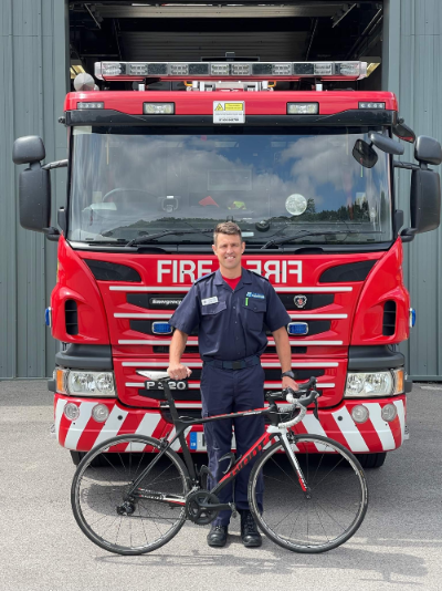 A Powey Lane firefighter is getting in gear for his biggest ever challenge after vowing to cycle from Land’s End to John o’ Groats in five days. Gareth Johns, who lives in Ellesmere Port, is taking on the 870-mile challenge in aid of <a href="/MindCharity/">Mind</a>. 

👉 orlo.uk/ou8eo