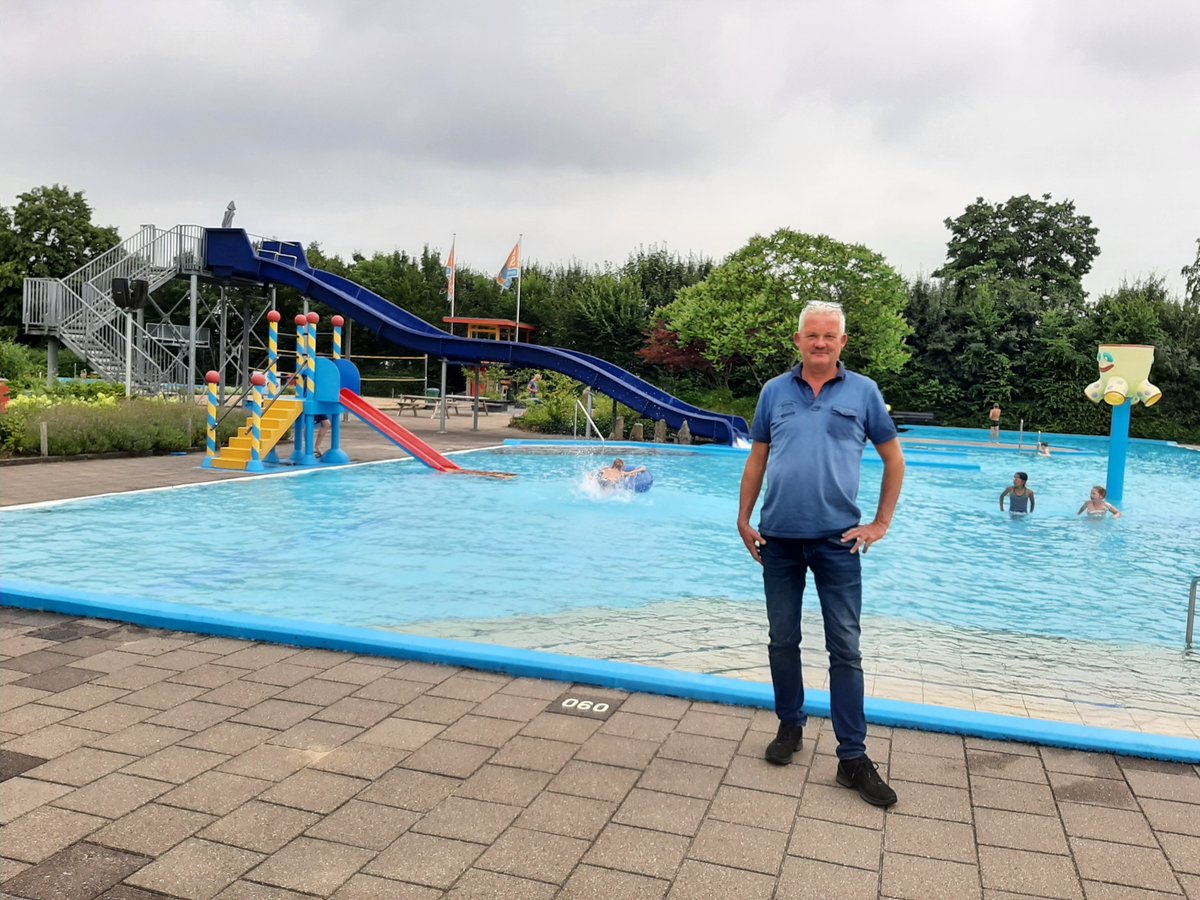 VoorstActief's tweet photo. Deze week in de 'spo(r)tlight' is het de beurt aan Lugo Schoonman van Zwembad @DeSchaeck - https://t.co/eP4BiR0iof https://t.co/6xoQl8B8mh