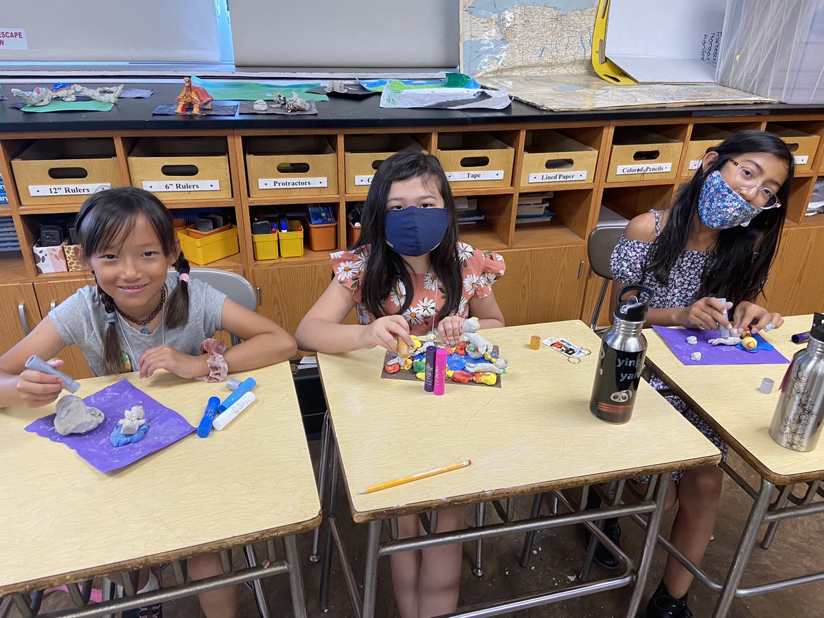 MrsRodr1guez's tweet image. Animales de las islas Galápagos 😍 🏝 🐢 🦎 🐧 @Colemoriarty @CmejiaMHS #Mineolaproud #bestsummerever