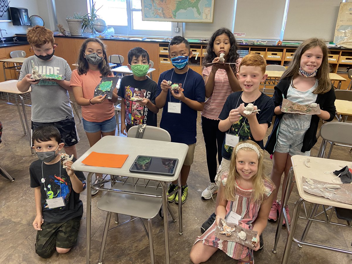 MrsRodr1guez's tweet image. Animales de las islas Galápagos 😍 🏝 🐢 🦎 🐧 @Colemoriarty @CmejiaMHS #Mineolaproud #bestsummerever