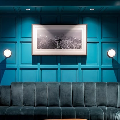 Light plays an essential role in our lives and it is an integral part of architecture, influencing everything we see and feel, from texture, form and colour.

#designedbymatch #lightingdesign #interiordesign #lighting #residentialproject #project @undercoverarchitecture