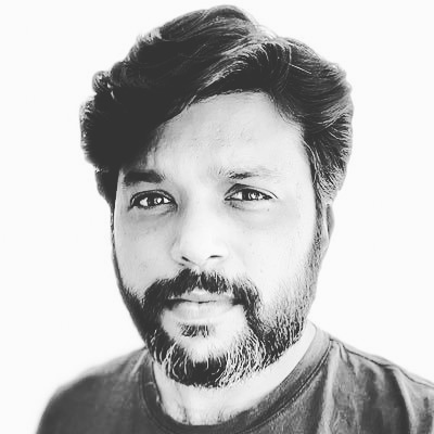 His death gives a message to the world once again to shun violence and terrorism in any form.He told stories through his pictures. He fought for the oppressed with his lens. We have lost a brilliant and fearless photojournalist.
Condolences.

#DanishSiddiqui