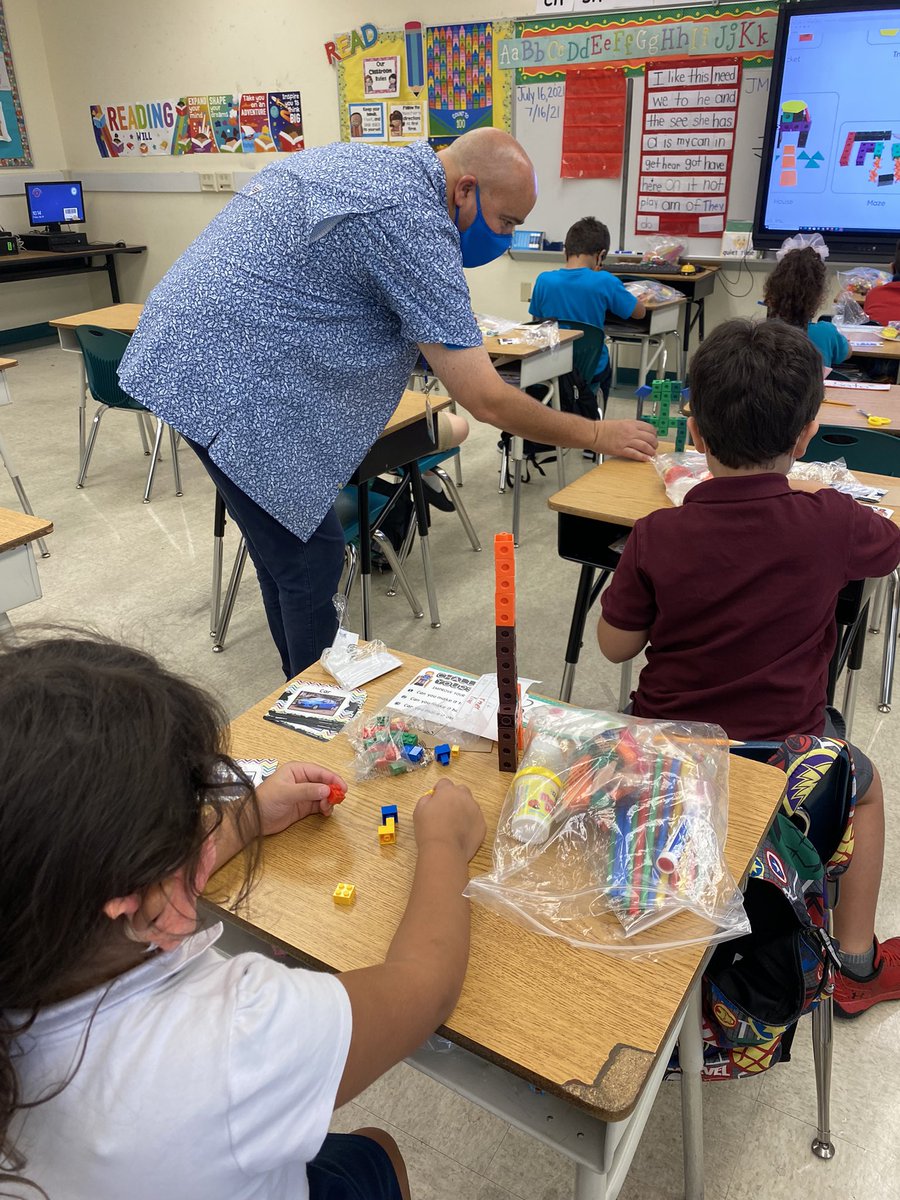 MDCPSSci's tweet photo. Even the #Summer305 @EBTK8 AP got into the MAKERSPACE activities with the students! 💥 @MDCPSSTEAM  #engagement #learningtheprocess https://t.co/MAKrzLx6hi