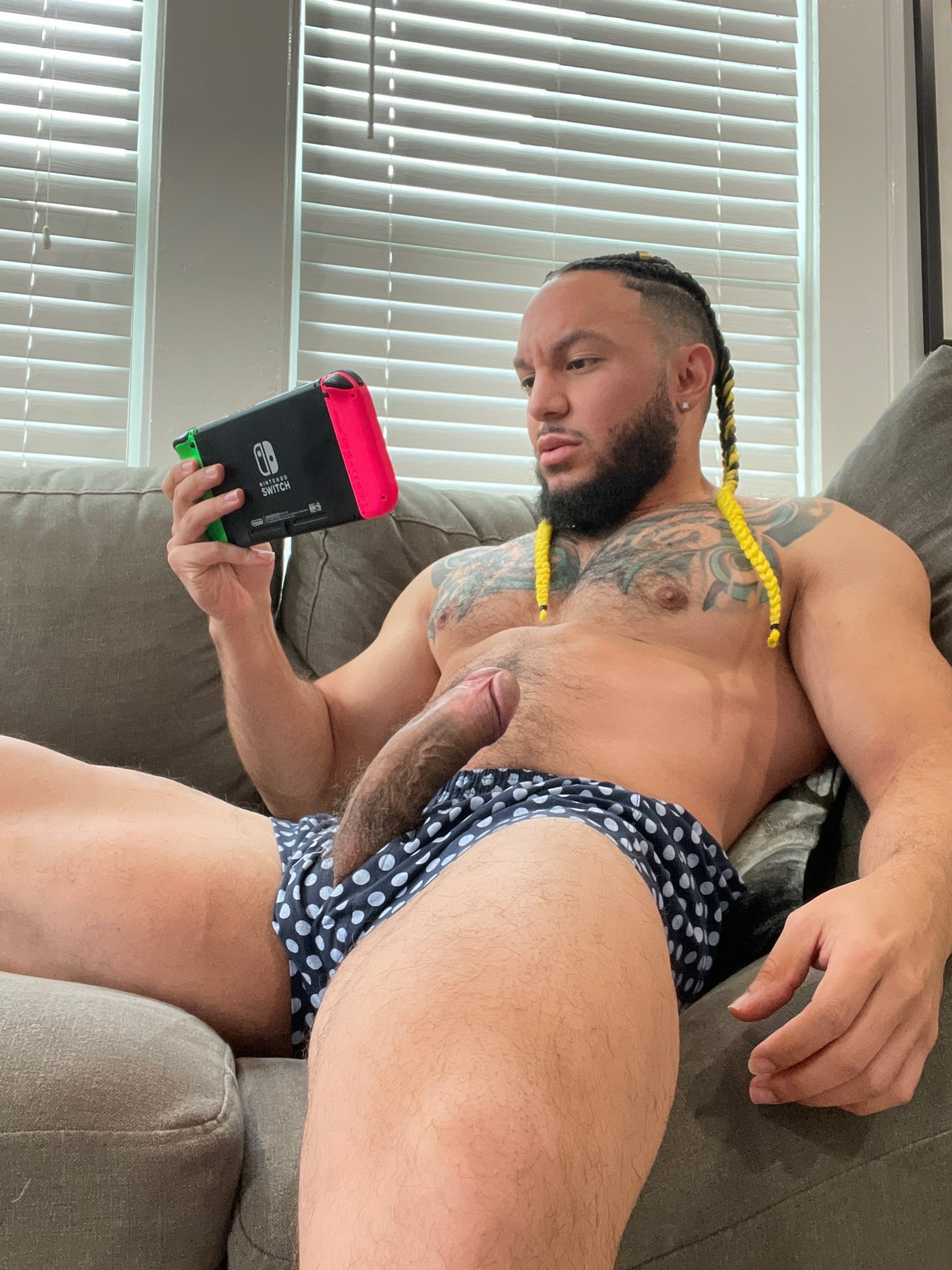 Who’s got next? I got ur joystick right here 🕹😛 https://t.co/Zu0UaUTUrW