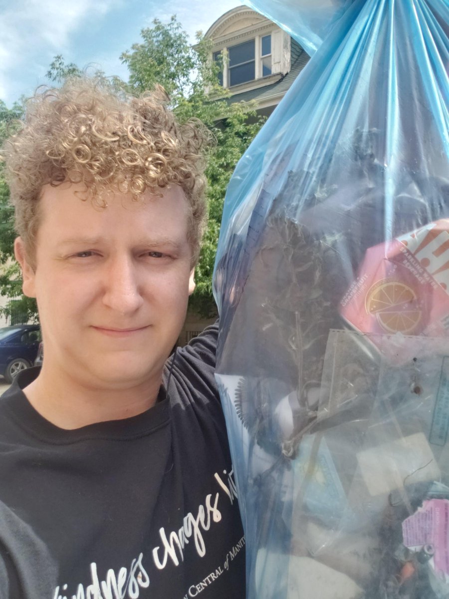 CUCManitoba's tweet photo. Our team recently took part in another Take Pride Winnipeg! clean up. This time, staff members and their families took to their own communities to clean up trash and keep their neighbourhoods beautiful! https://t.co/wqEyh1depi