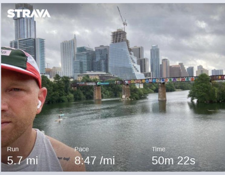 jasonsockel's tweet photo. #runstreak day 363 #runATX #runeveryday https://t.co/pePhYGc5rR