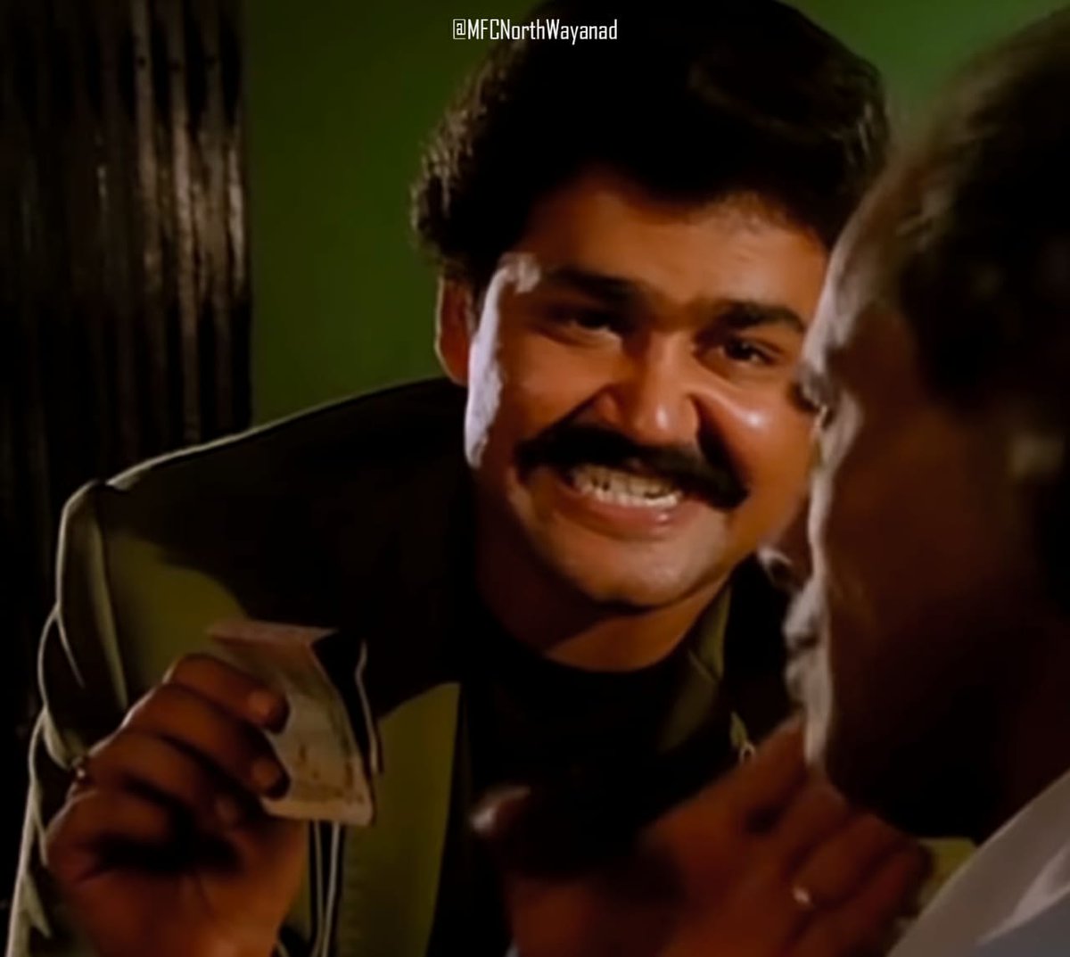 Afthab43526658's tweet photo. It has been 35 yrs since @Mohanlal is charged as BO Monster by An Monster role Vincent Gomez

#35YrsOfFerociousRajavinteMakan

#Mohanlal l #Drishyam2 https://t.co/GMkxpp8wdp