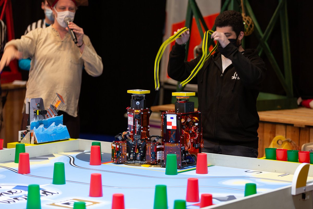 barbatronic's tweet image. 🎉 Après une semaine sans stream, ce soir on se retrouve à 22h pour un live &quot;Retour sur la coupe de France de #robotique&quot; !! 🤖
Rdv sur : twitch.tv/barbatroniclive
#cdr21 #cdr2021 #protopotes