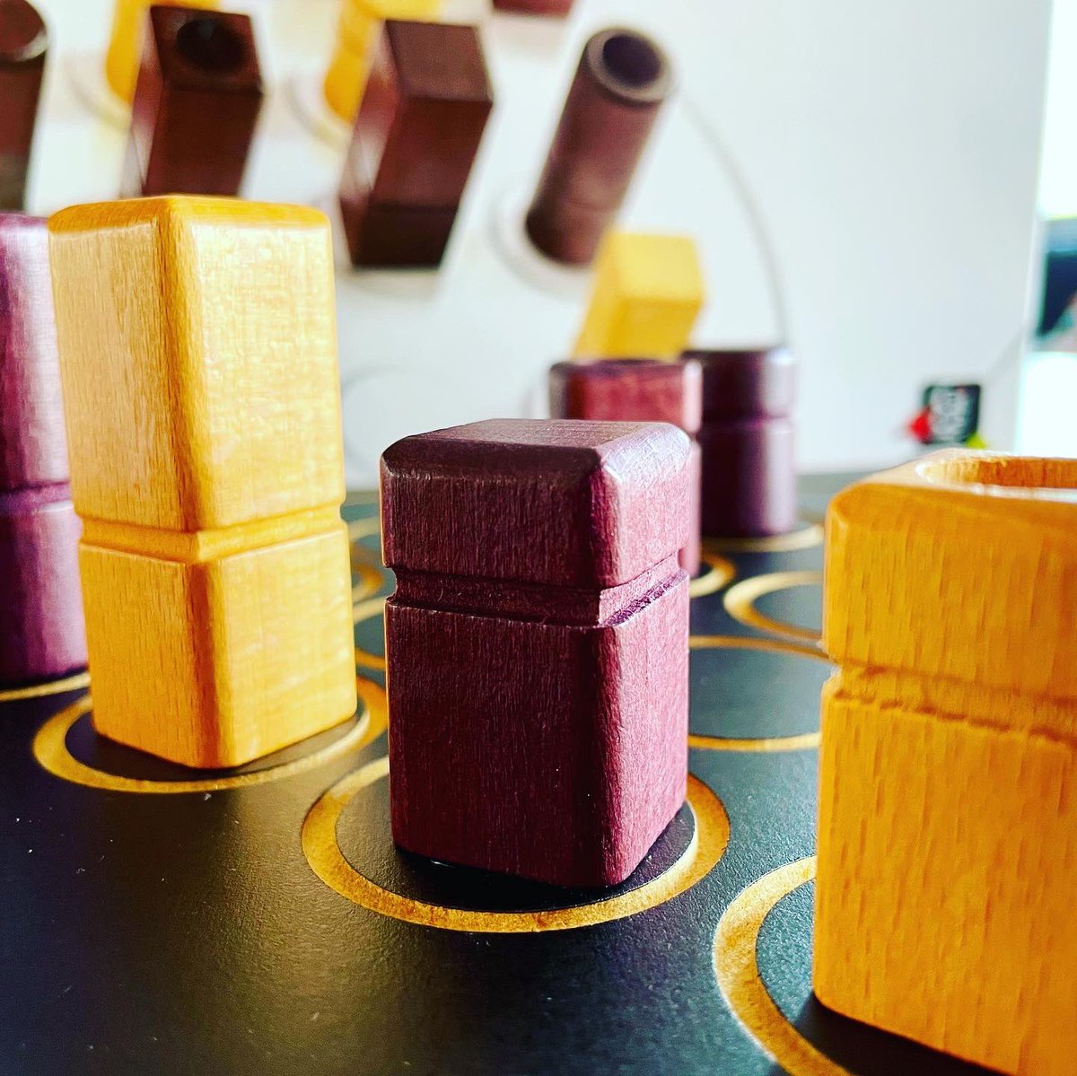 NikoOika's tweet photo. Ne vous fiez pas à ses règles simples ! Tel un jeu d’échecs il vous demandera un magnifique raisonnement ! 

Alors si vous aimez vous casser un peu la tête, ce magnifique jeu en bois est fait pour vous !!!

@Gigamic #jeu #jds #bois #echecs #quarto #boargames @OikaOika #amiens https://t.co/59S1bCnCv5