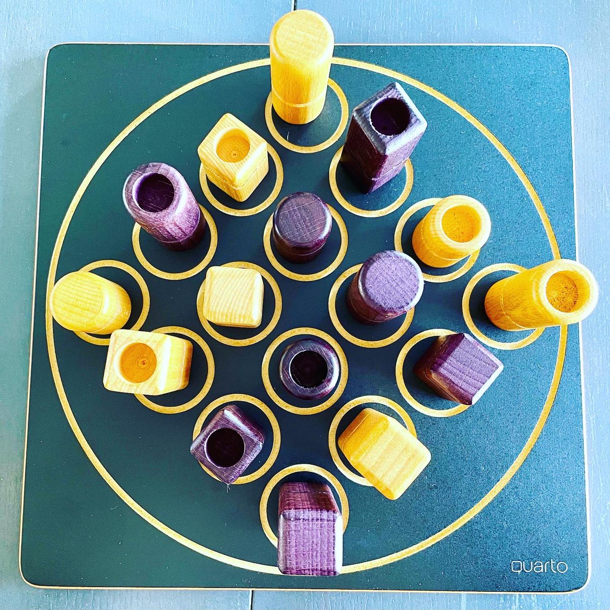 NikoOika's tweet photo. Ne vous fiez pas à ses règles simples ! Tel un jeu d’échecs il vous demandera un magnifique raisonnement ! 

Alors si vous aimez vous casser un peu la tête, ce magnifique jeu en bois est fait pour vous !!!

@Gigamic #jeu #jds #bois #echecs #quarto #boargames @OikaOika #amiens https://t.co/59S1bCnCv5