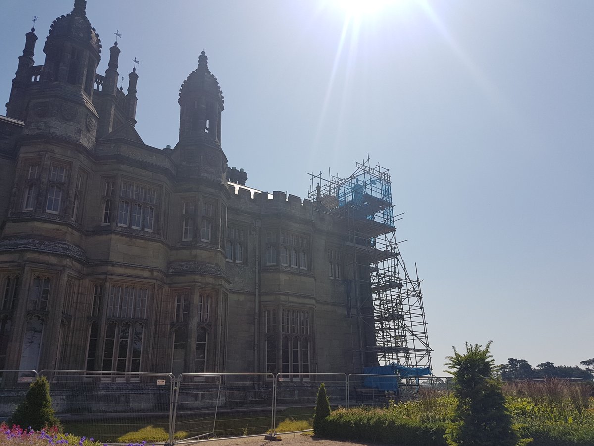 John_WeaverLtd's tweet photo. Repairs progressing well @Margampark #castle #loveconstruction #heritage #stoneworkrepairs #conservation @NPTCouncil https://t.co/N8Nd0yDIgy