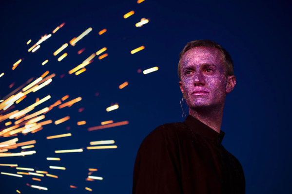 ClashMagazine's tweet photo. Potent, lyrical synth pop, this new single from @TeeDeeDees was sculpted during the long, harsh, Boston winter; 'War' is out now...

https://t.co/iCQx05Elk7 https://t.co/ZxC9rAQuv5