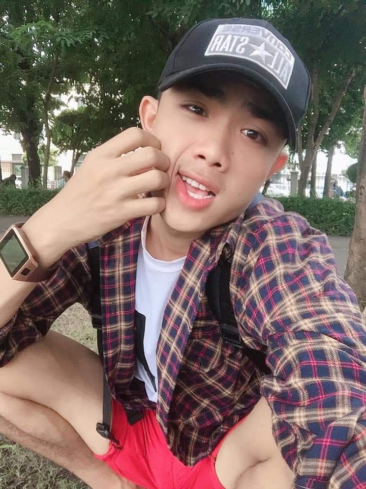 hitPingo1's tweet photo. နှုတ်ခမ်းက နိကို မျှော်နေတယ်😜
             🥰🤪🥰 https://t.co/uOQaHja10H