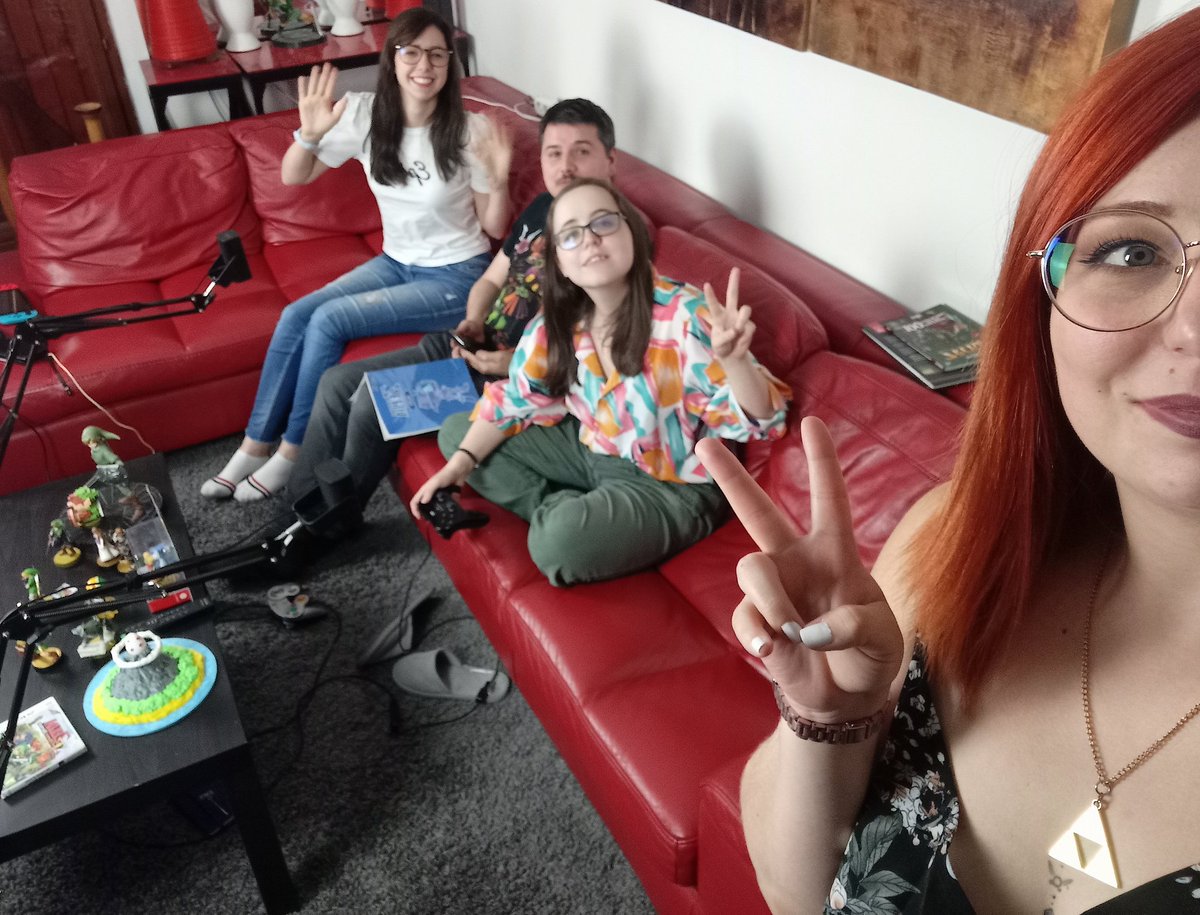 CallMeFlowie's tweet photo. L'équipe #OracleOfAge sur le #TLOMZ6 !
Le marathon continue, rendez vous sur https://t.co/GZqJEFbpvj 🥰 https://t.co/nYbGvbqoXX