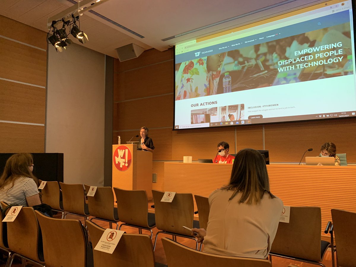 TechfugeesItaly's tweet photo. @MatildeSpoldi sul palco per @ilfestival a Rimini per parlare sul come incentivare l’inclusione lavorativa delle #donne #rifuggiate nel settore #tech 👩🏽‍💻 in Italia 🇮🇹 e della #TF4Women Fellowship ! https://t.co/GQOYgX5rxJ