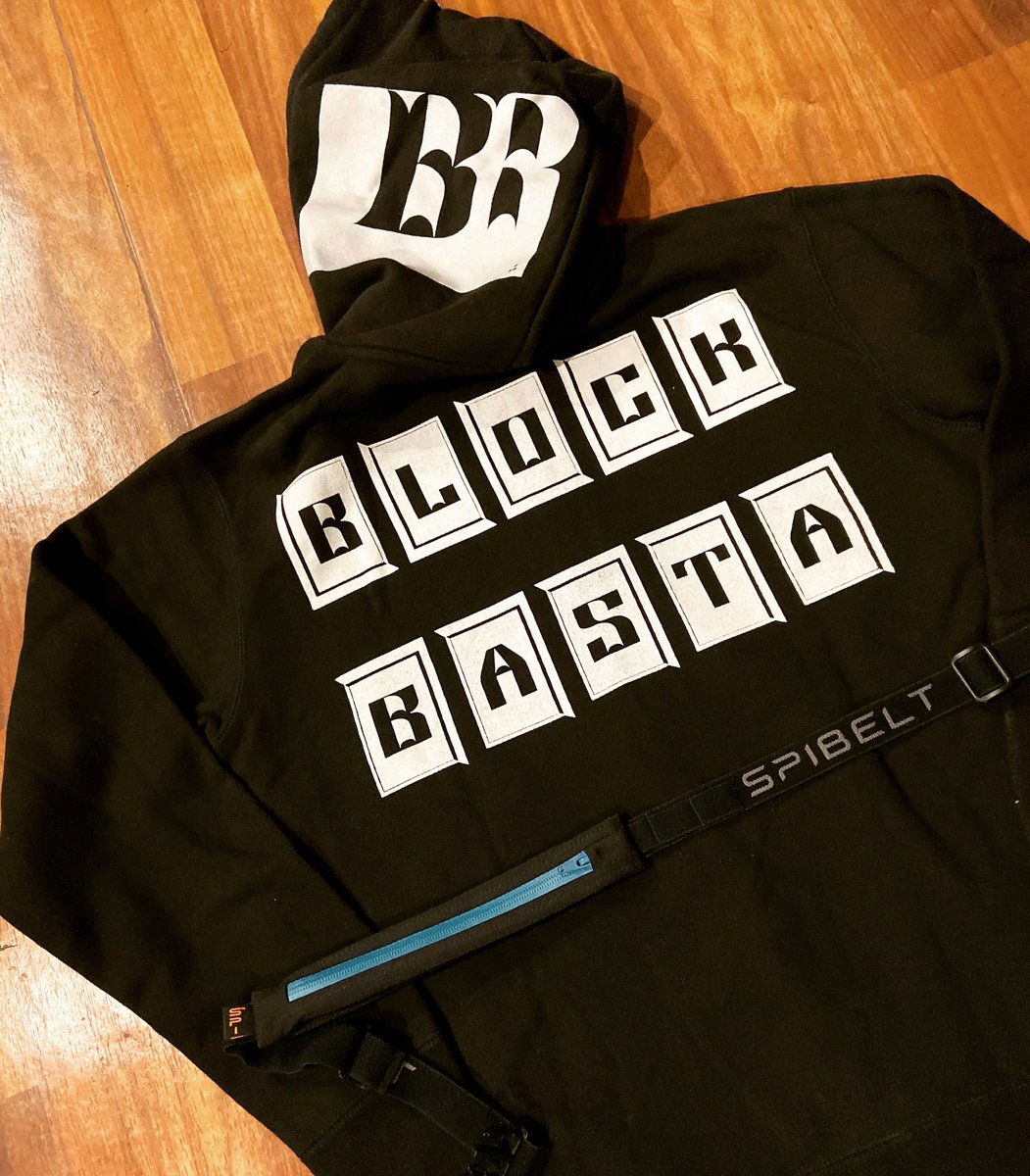 IcurryNanah's tweet photo. 走るぞ #spibelt  と #blockbasta
7月17日 メニュー #七日カリー #弁天町
◎激辛チキンキーマ
◎特製ビーフカレー
◎限定　牛豚合挽きマーラー改
◎限定　和のキーマ　エビ
.
..
...
#curry #spice #漫画 #graffiti #art
#真の自己を実現する者の旅 https://t.co/DLQ6UYLjRU