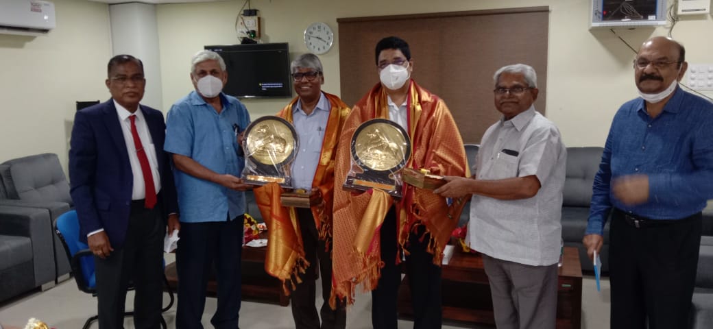 CUAP_ANANTAPUR's tweet photo. Hon'ble dignitaries  Prof.K.Hema Chandra Reddy, Chairman of APSCHE  and Prof.G.Ranga Janardan, V.C, JNTU Ananatapur visited Central University of Andhra Pradesh today. Hon'ble Vice Chancellor of CUAP Prof. S.A Kori cordially welcomed and interacted on various issues of CUAP https://t.co/MmSD9rFj74
